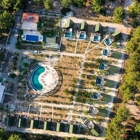 펜션 Kas Palamut'Ta Korunakli, Oezel Havuzlu Bungalov