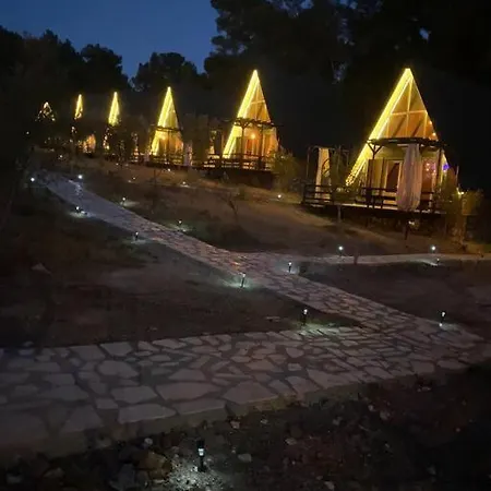 Kas Palamut'Ta Korunakli, Oezel Havuzlu Bungalov * 카스